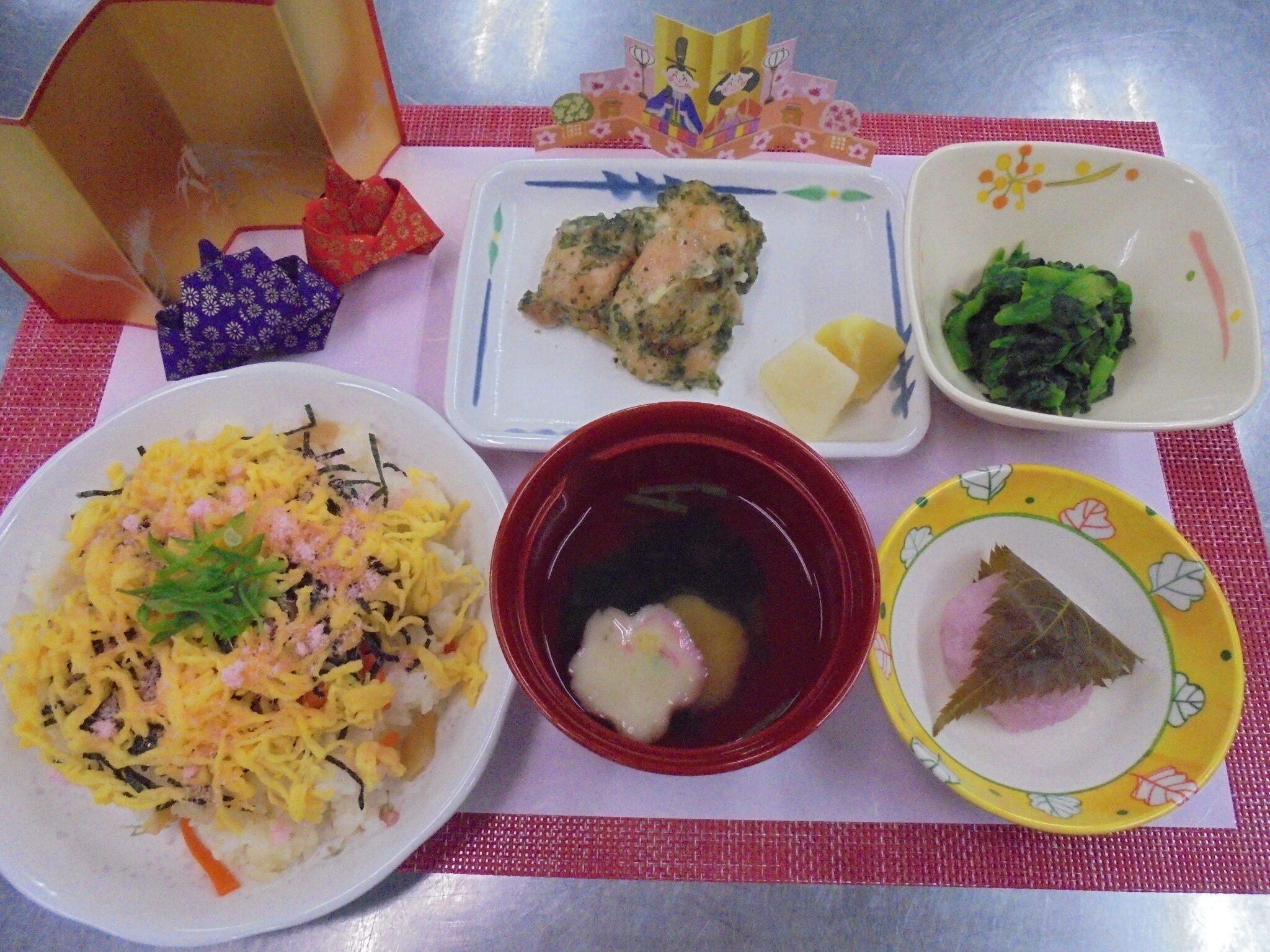 ひなまつりの行事食 – 医療法人社団 鼎会 三和病院